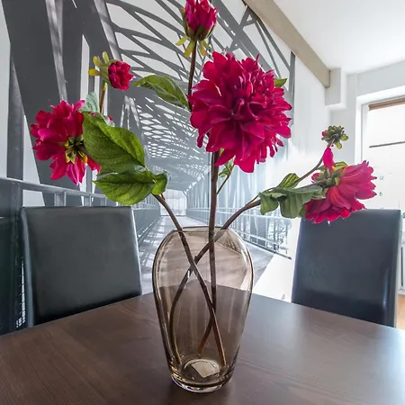 Chmielna Street - Station * Warsaw