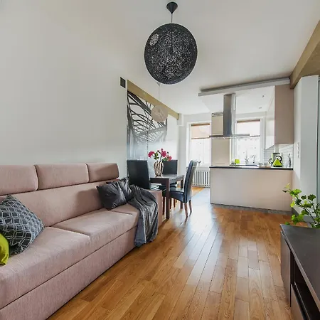 Chmielna Street - Station Apartman Varsó