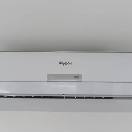 Chmielna Street - Station Apartamento