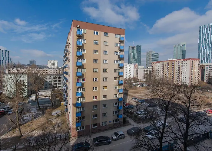 Chmielna Street - Station شقة