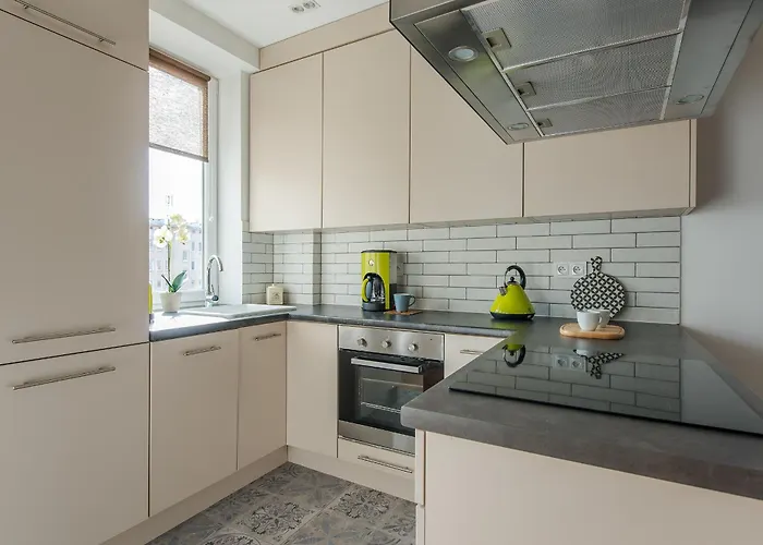 Chmielna Street - Station وارسو