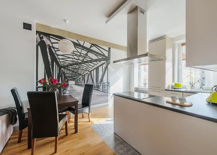 Chmielna Street - Station Apartman